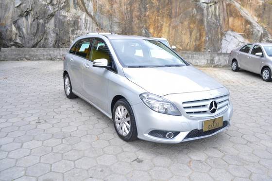 MERCEDES-BENZ B 200 1.6 TURBO GASOLINA 4P AUTOMÁTICO